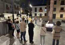 El Alcalde participa en el «Círculo del Silencio» que promueve La Comunidad Parroquial