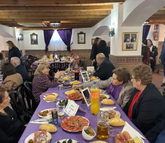 La Real Hermandad de los Moraos celebra su tradicional almuerzo de convivencia La Real Hermandad de los Moraos celebra su tradicional almuerzo de convivencia
