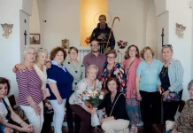 Viñagrande celebra la ofrenda floral a su patrón, San Francisco de Paula