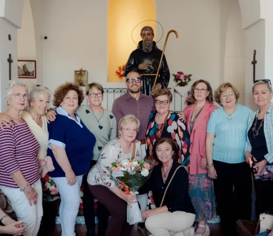 Viñagrande celebra la ofrenda floral a su patrón, San Francisco de Paula