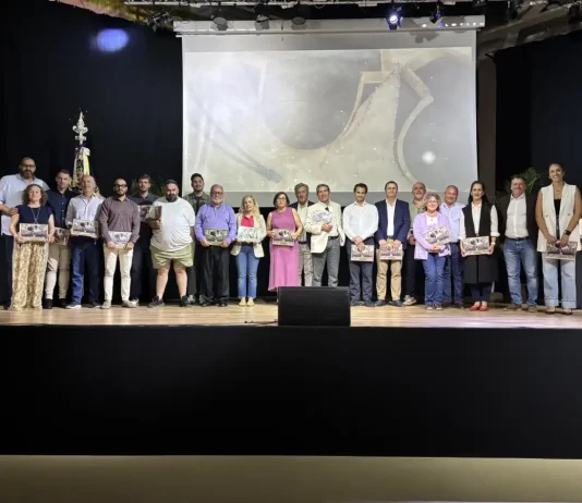 Se presenta el documental de la histórica visita alhaurina al Vaticano