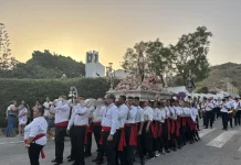 Torrealquería acompaña a la Virgen del Carmen en una multitudinaria procesión por la barriada Torrealquería acompaña a la Virgen del Carmen en una multitudinaria procesión por la barriada