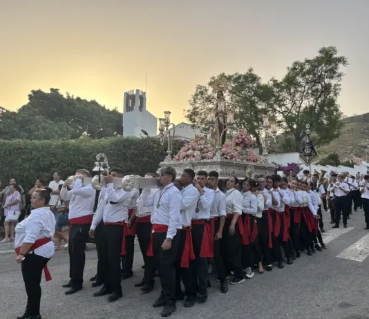 Torrealquería acompaña a la Virgen del Carmen en una multitudinaria procesión por la barriada Torrealquería acompaña a la Virgen del Carmen en una multitudinaria procesión por la barriada