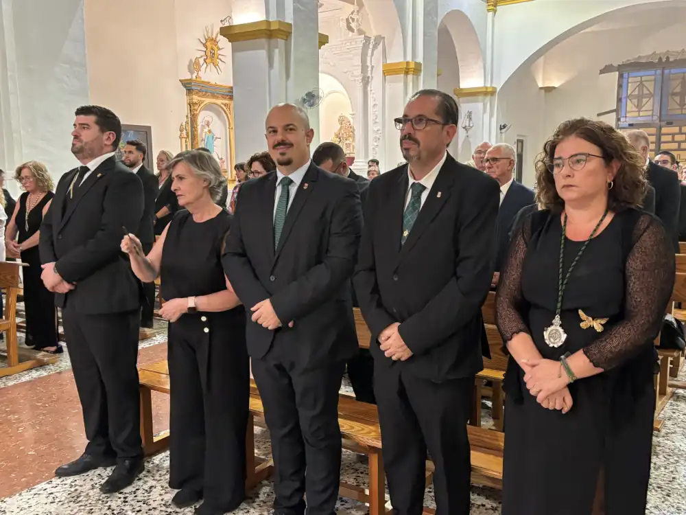 Los Verdes celebran la festividad de la Exaltación de la Cruz con una solemne misa